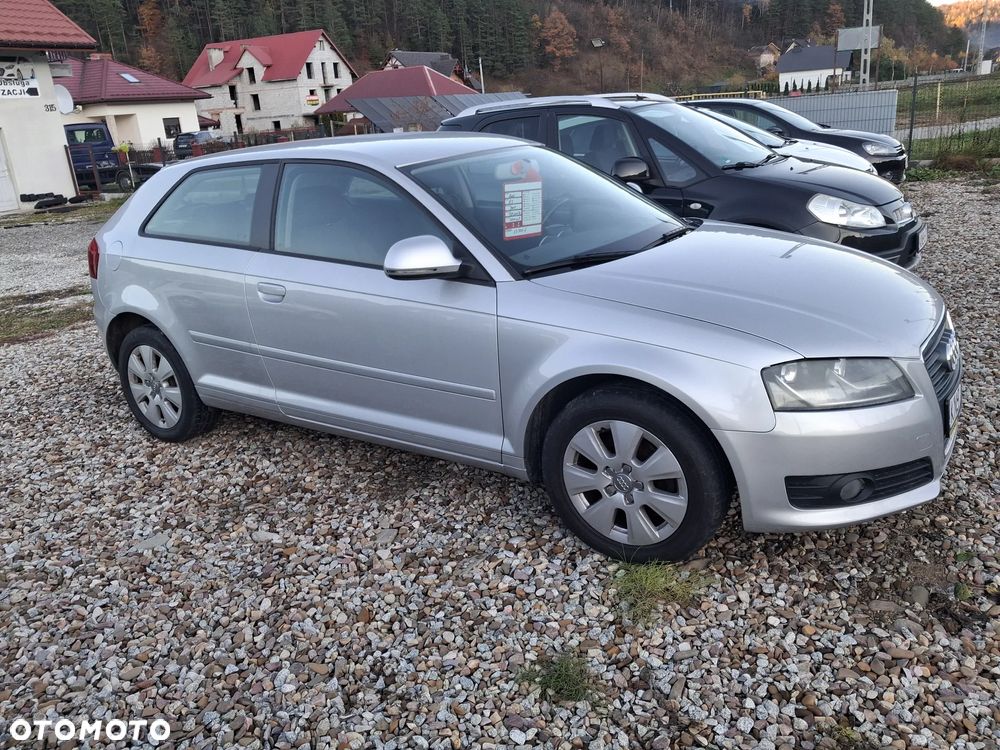 Audi A3 3-drzwiowe 1.6 Ambition - 3