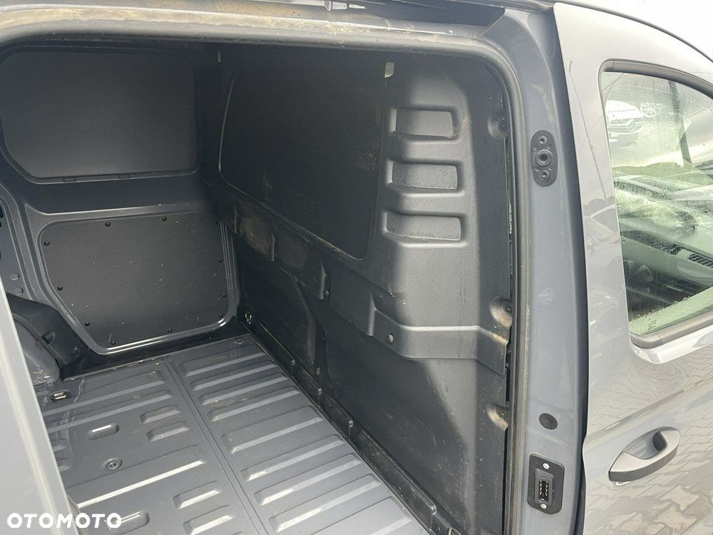 Volkswagen Caddy - 8