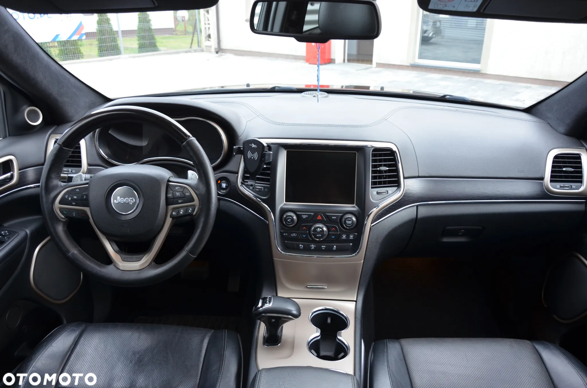Jeep Grand Cherokee 3.0 CRD Overland Summit - 23