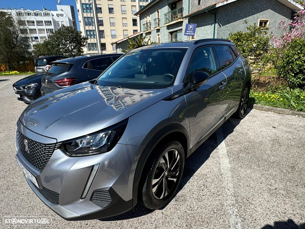 Peugeot e-2008 Allure - 3