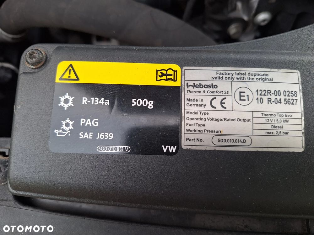 Volkswagen Golf - 22