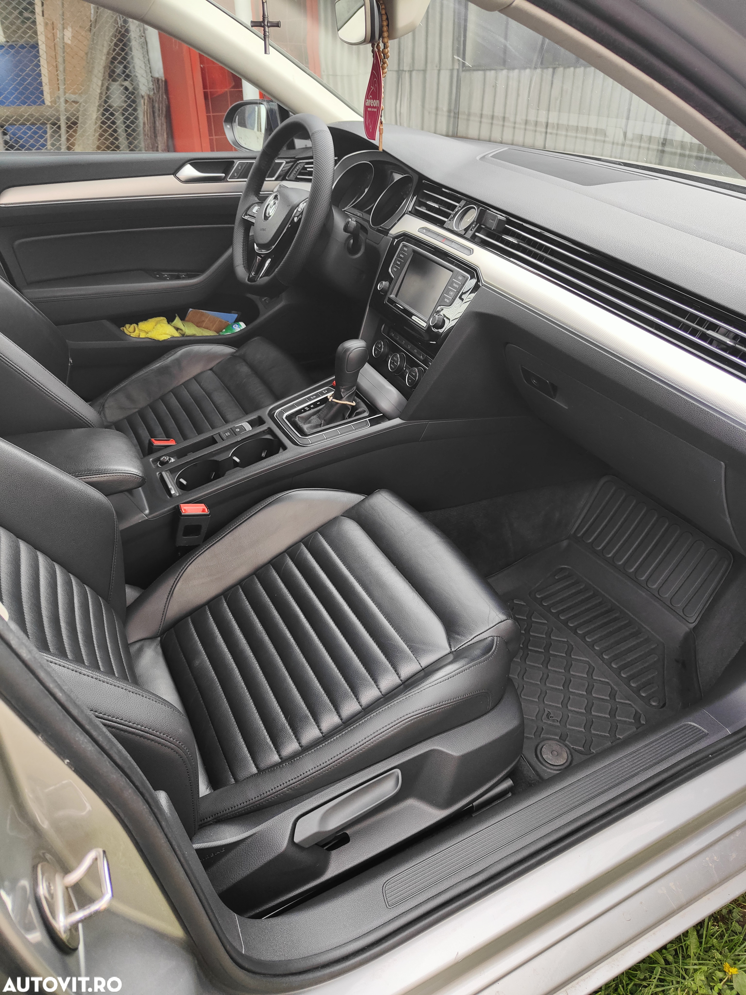 Volkswagen Passat Variant 2.0 TDI DSG Comfortline - 12