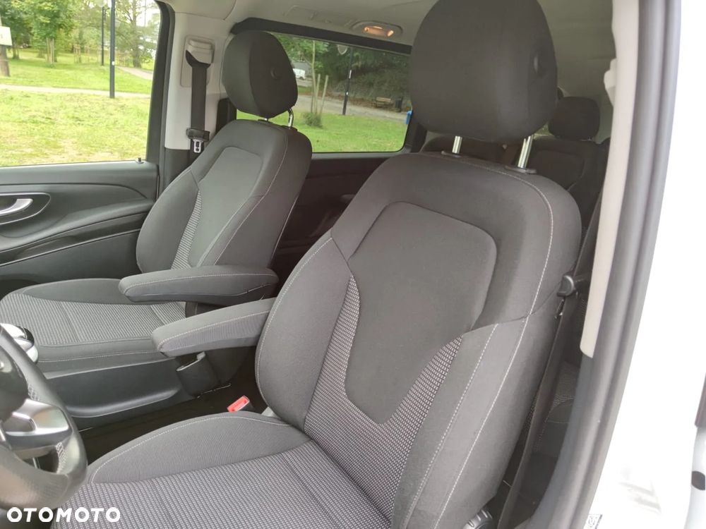 Mercedes-Benz Klasa V 300 d 4-Matic 9G-Tronic (d³ugi) - 5