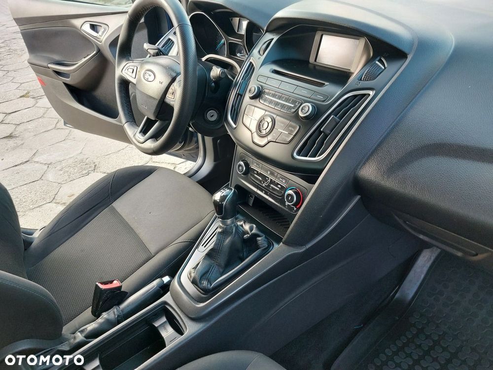 Ford Focus - 9