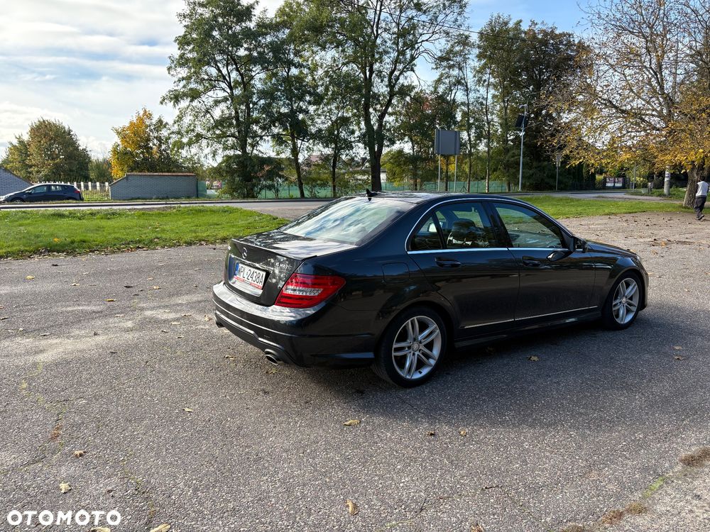 Mercedes-Benz Klasa C 350 4Matic 7G-TRONIC Avantgarde Edition - 7