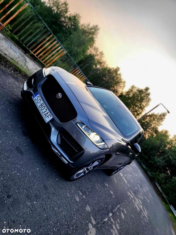 Jaguar F-Pace 20d AWD R-Sport - 1