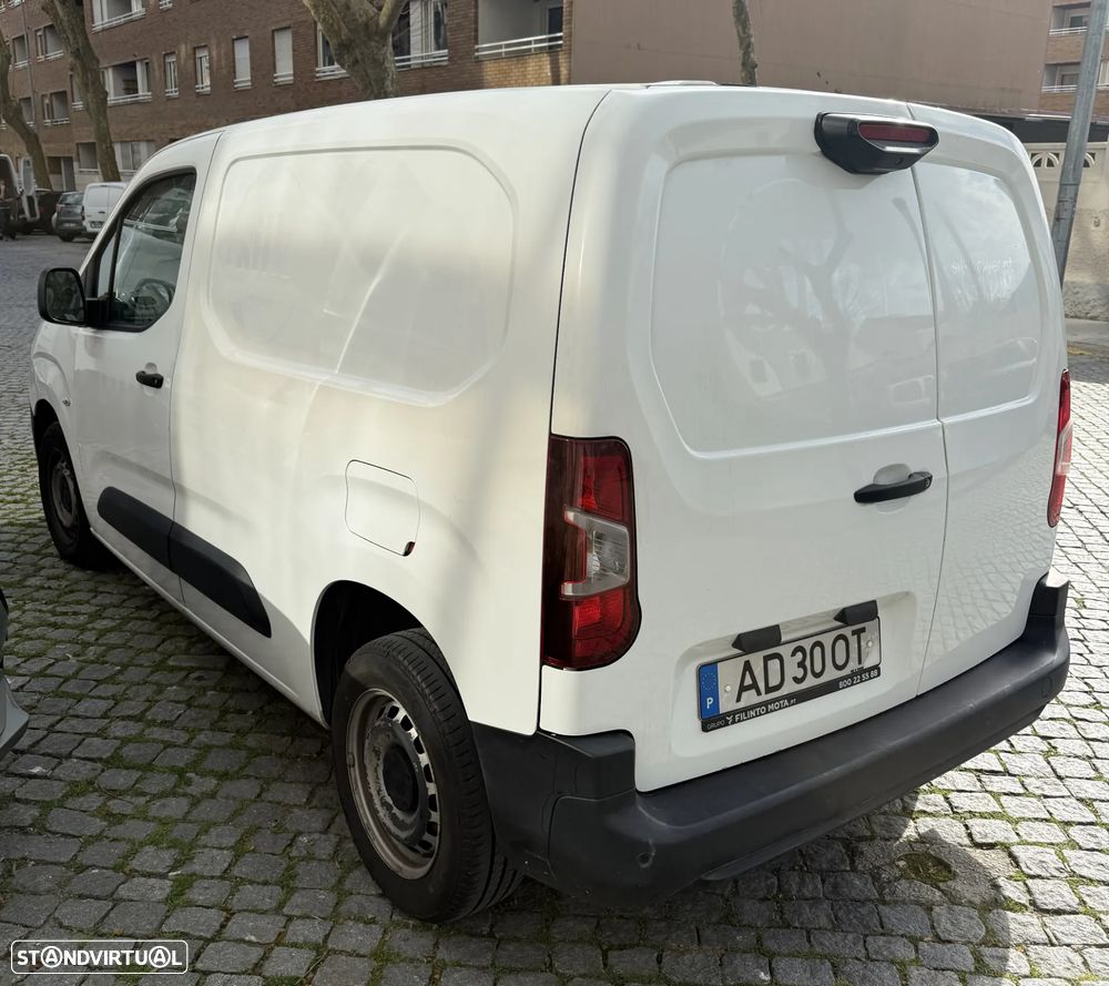 Citroën Berlingo NACIONAL VAN 1.5 BlueHDi M Club 102cv (IVA DedutÍvel) - 5