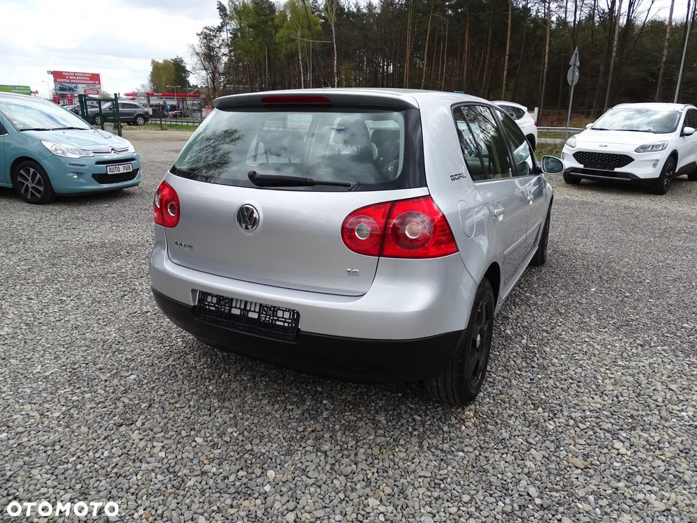 Volkswagen Golf 1.6 Goal - 8