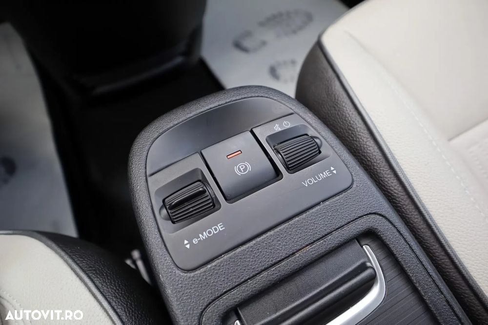 FIAT 500e 2023 — imagine 18