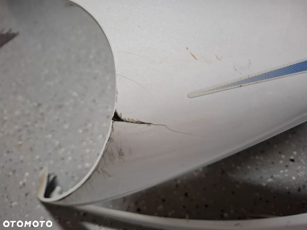 Suzuki GSXR 1300 Hayabusa owiewka wlot czacha czasza - 4