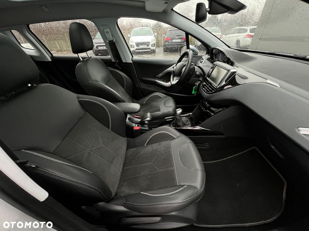 Peugeot 2008 PureTech 110 Stop&Start Crossway - 15