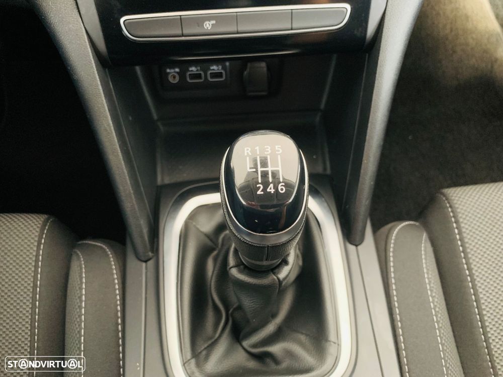 Renault Mégane Sport Tourer 1.5 Blue dCi Techno - 27