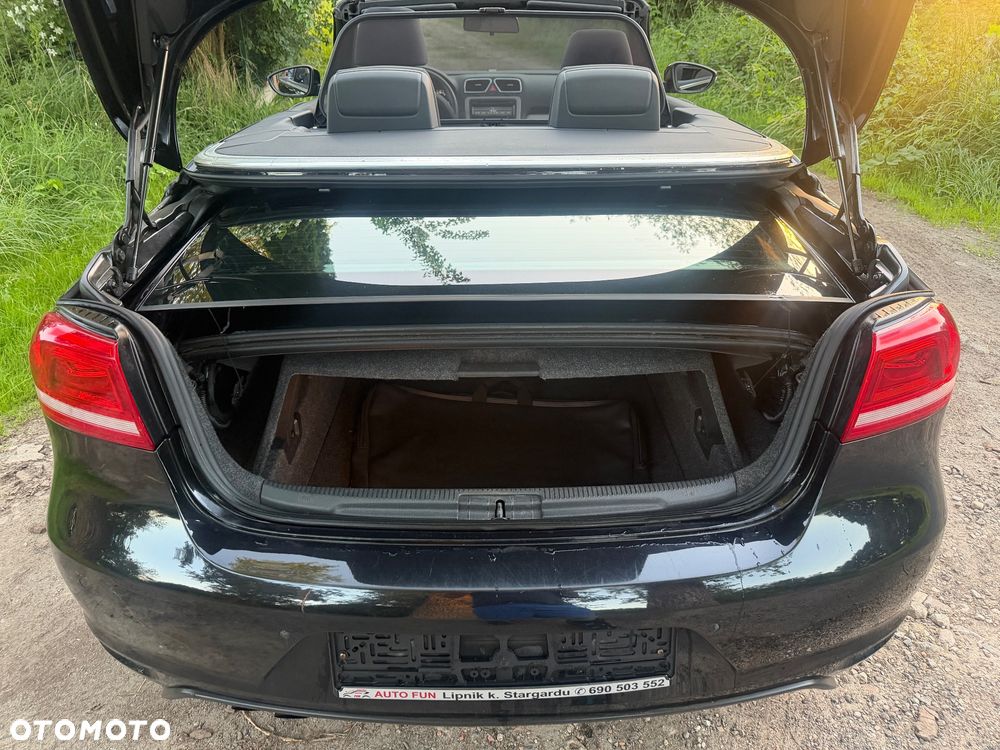 Volkswagen Eos - 2