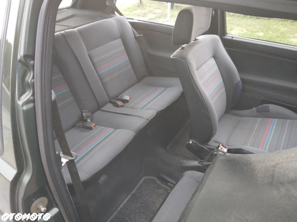 Volkswagen Golf 1.8 GT Special - 10