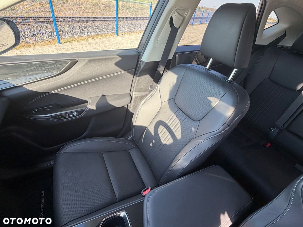 Lexus NX - 28