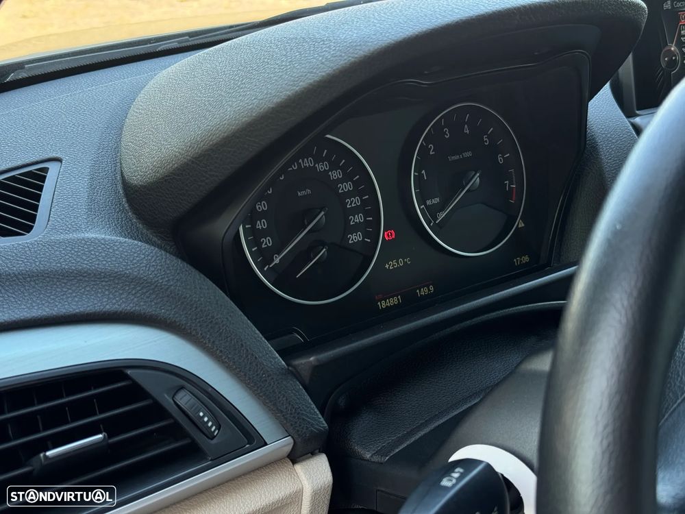 BMW 218 i Cabrio - 3