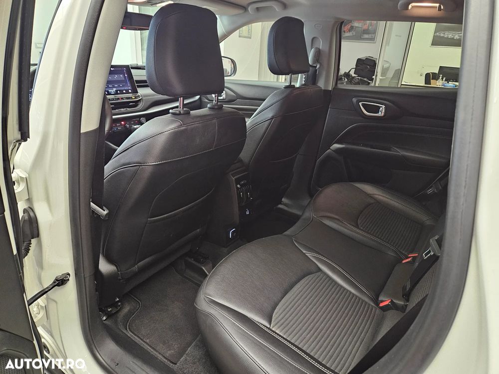 Jeep Compass 1.3T 4xe AT6 PHEV Limited - 11