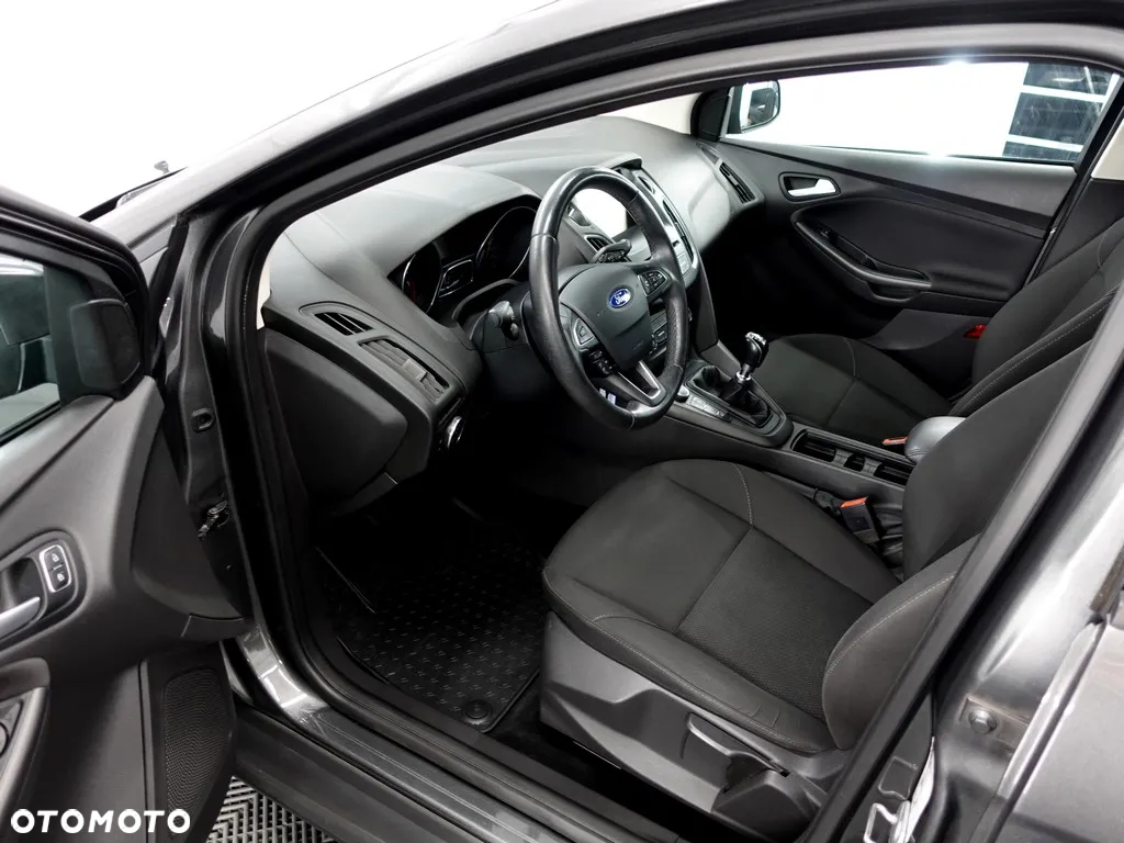 Ford Focus 1.5 TDCi Titanium - 12