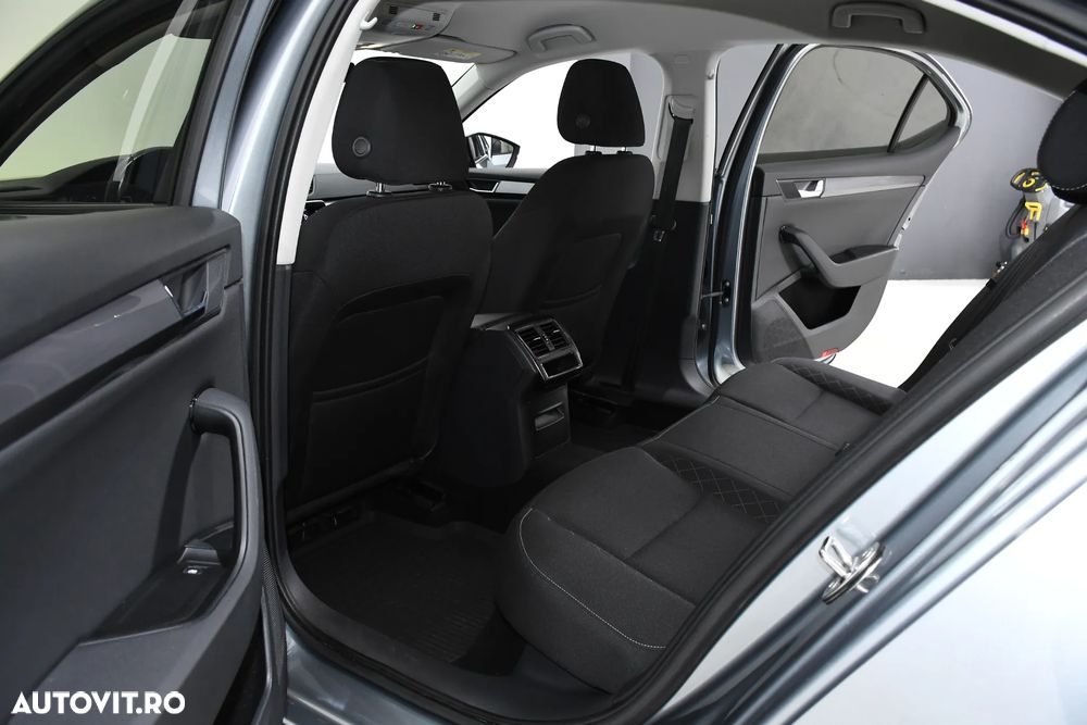 Skoda Superb 2.0 TDI DSG 4X4 Ambition - 10