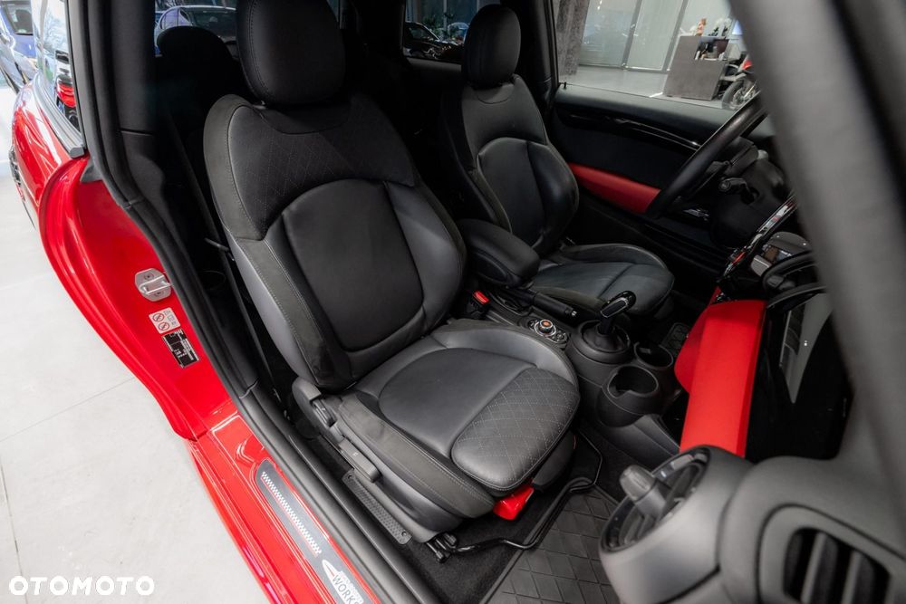 MINI John Cooper Works - 16