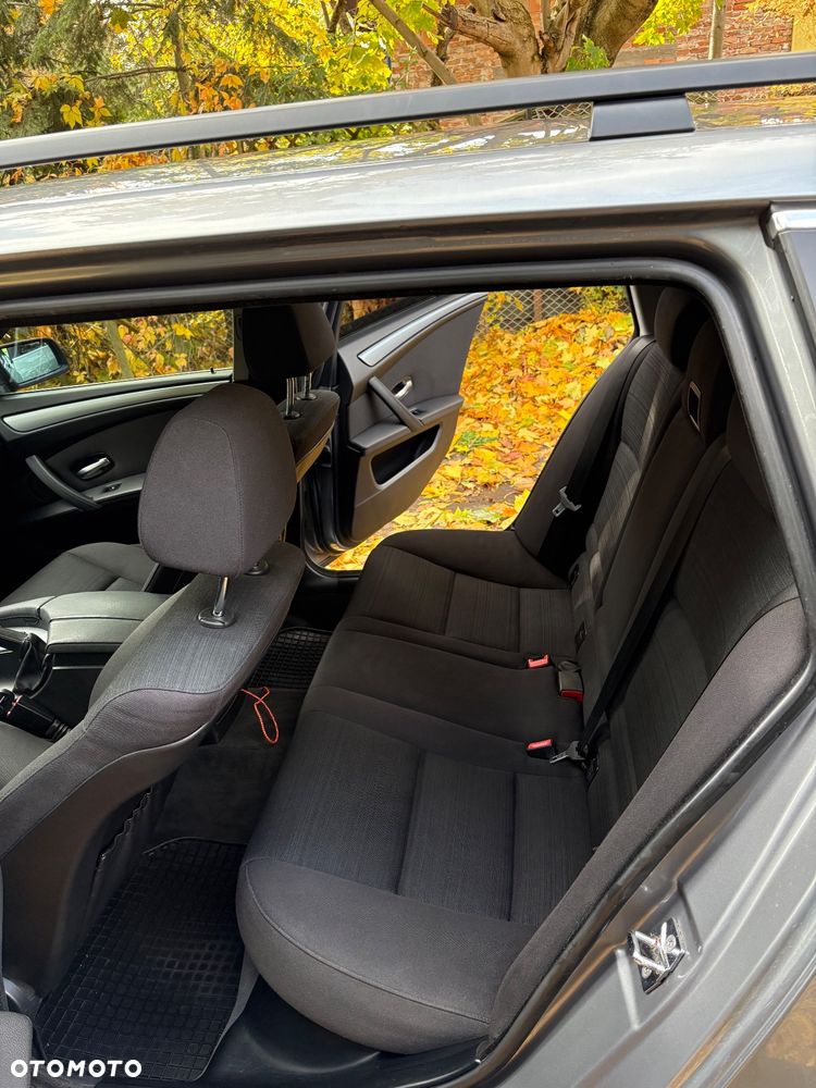 BMW Seria 5 520d - 9