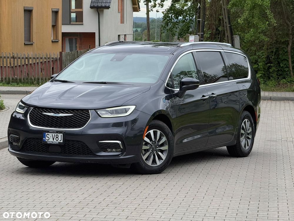 Chrysler Pacifica - 9