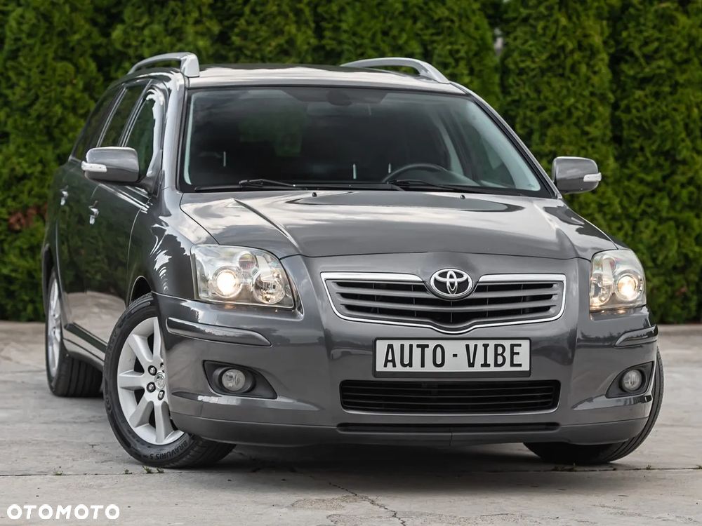 Toyota Avensis 1.8 VVT-i Terra Plus - 2