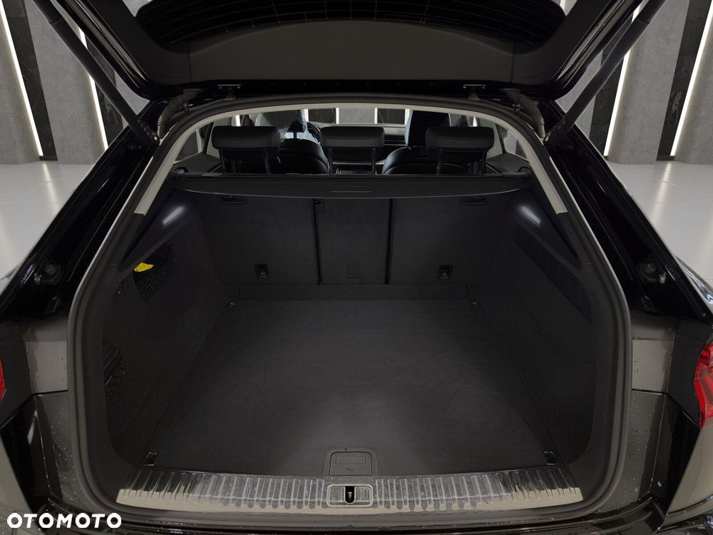 Audi Q8 - 33
