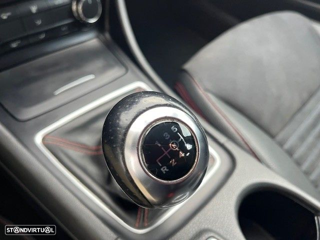 Mercedes-Benz A 200 CDi BE AMG Line - 9