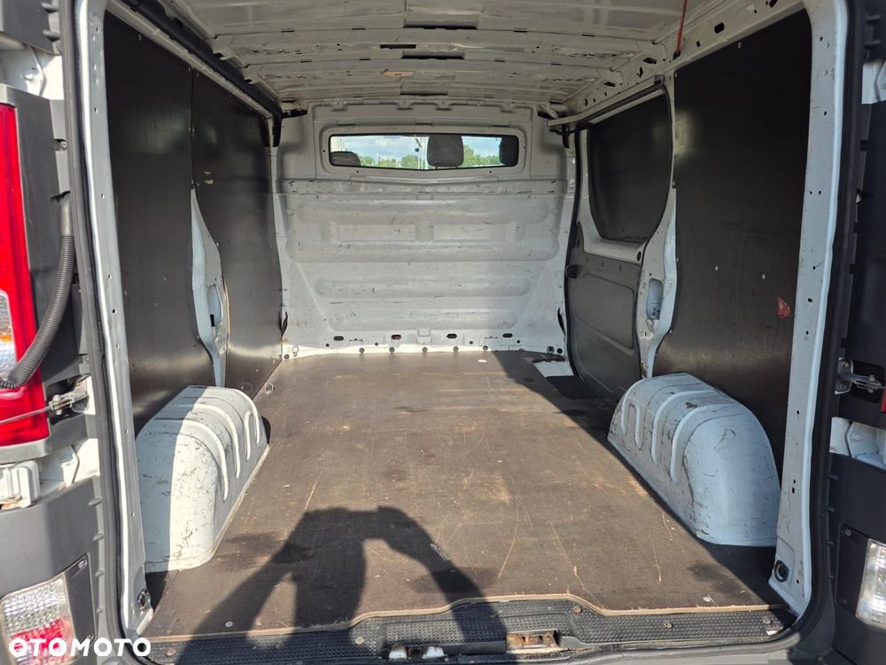 Opel VIVARO - 16