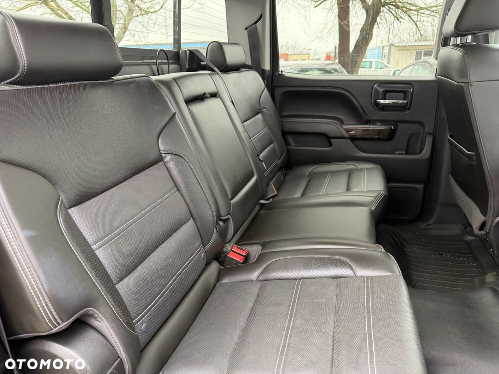 GMC Sierra - 4