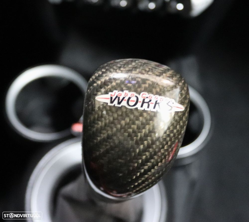 MINI Cabrio John Cooper Works - 29