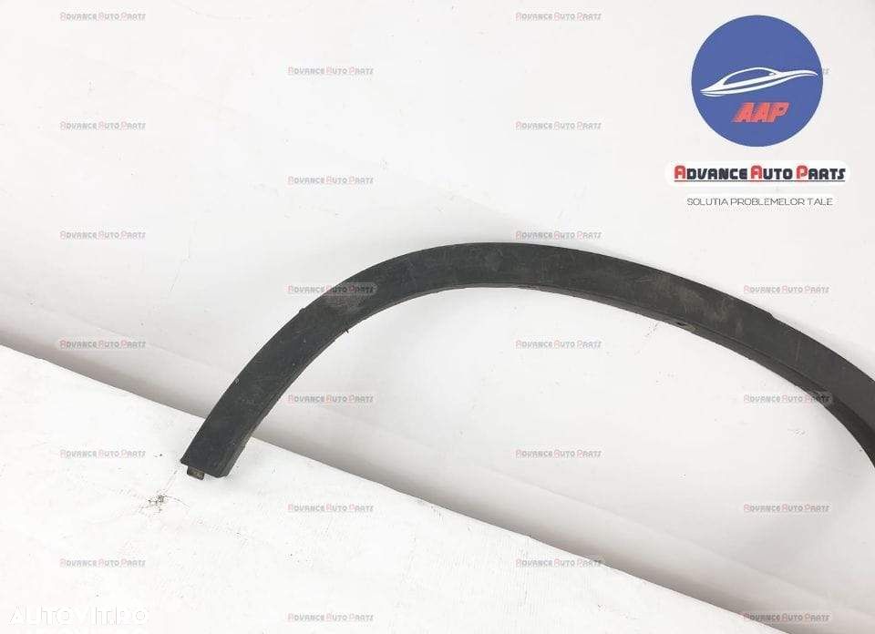 Bandou overfender dreapta spate BMW X1 E84 original in conditie buna. - 3