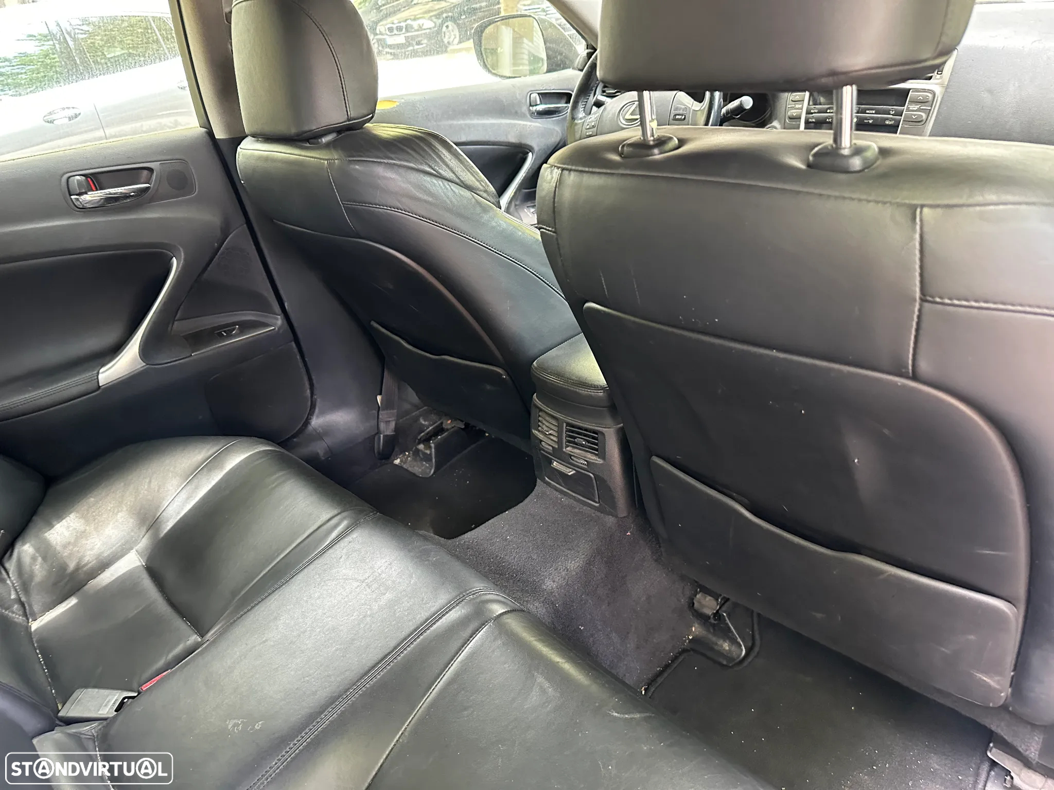 Lexus IS 220 d Luxury 48 - 22