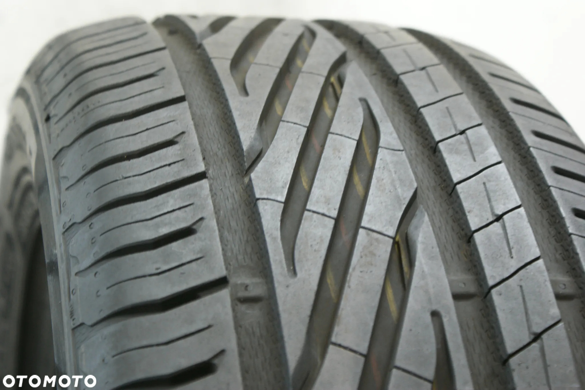 235/55R17 UNIROYAL RAINSPORT 5 , 8,5mm 2024r B506 - 2