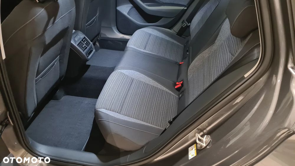 Skoda Superb 2.0 TDI SCR 4x4 Edition 130 DSG - 11