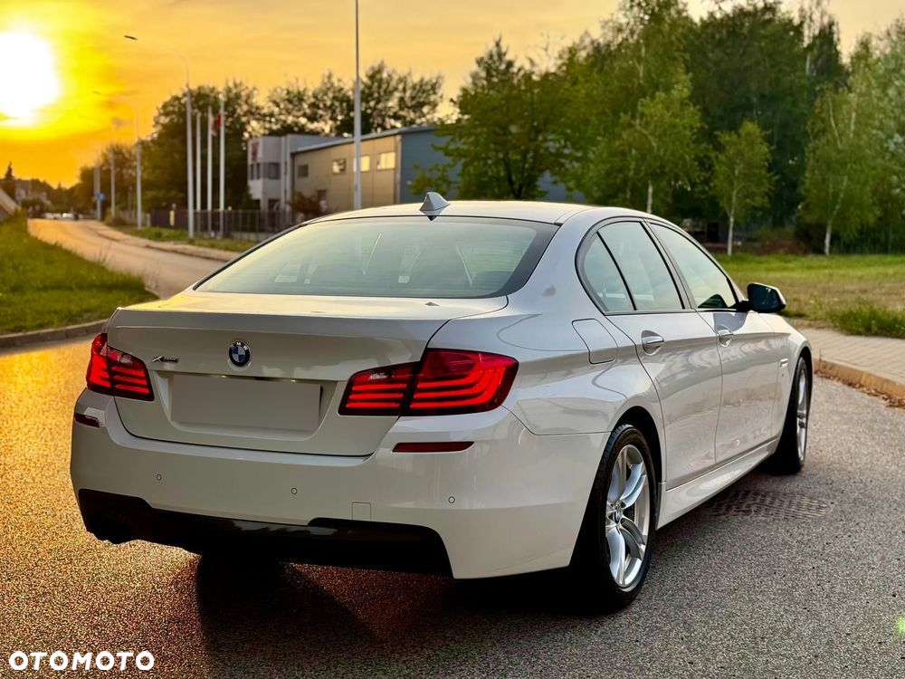 BMW Seria 5 520d xDrive M Sport sport - 11