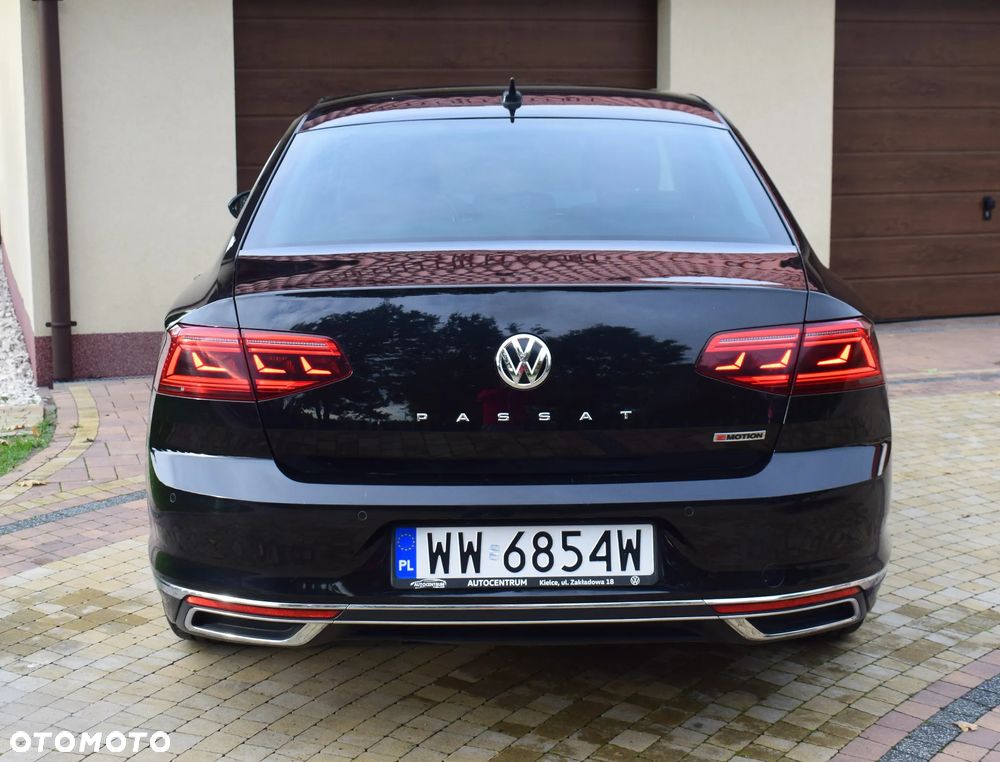 Volkswagen Passat - 6