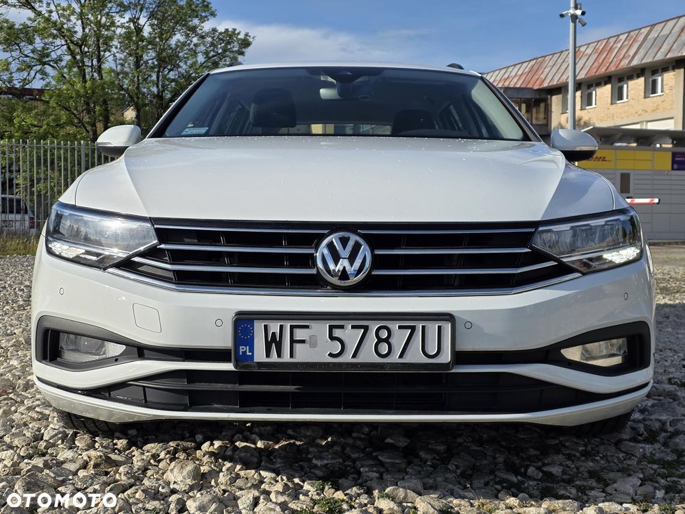 Volkswagen Passat 1.5 TSI EVO Essence DSG - 4