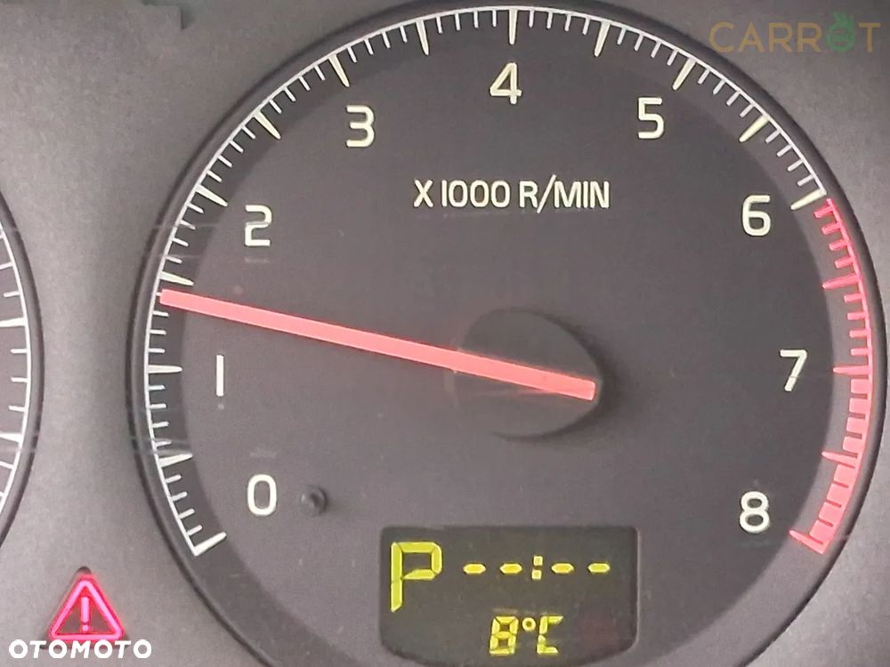 Auto na części - VOLVO V70  WSZYSTKIE CZĘŚCI  SILNIK SKRZYNIA Lakier 492 Silnik Skrzynia Drzwi Klapa Zderzak Lampa Lusterko Szyba Szyberdach Panorama Deska Kokpit Sterownik Moduł Czujnik Licznik Wyświetlacz Kierownica - 4
