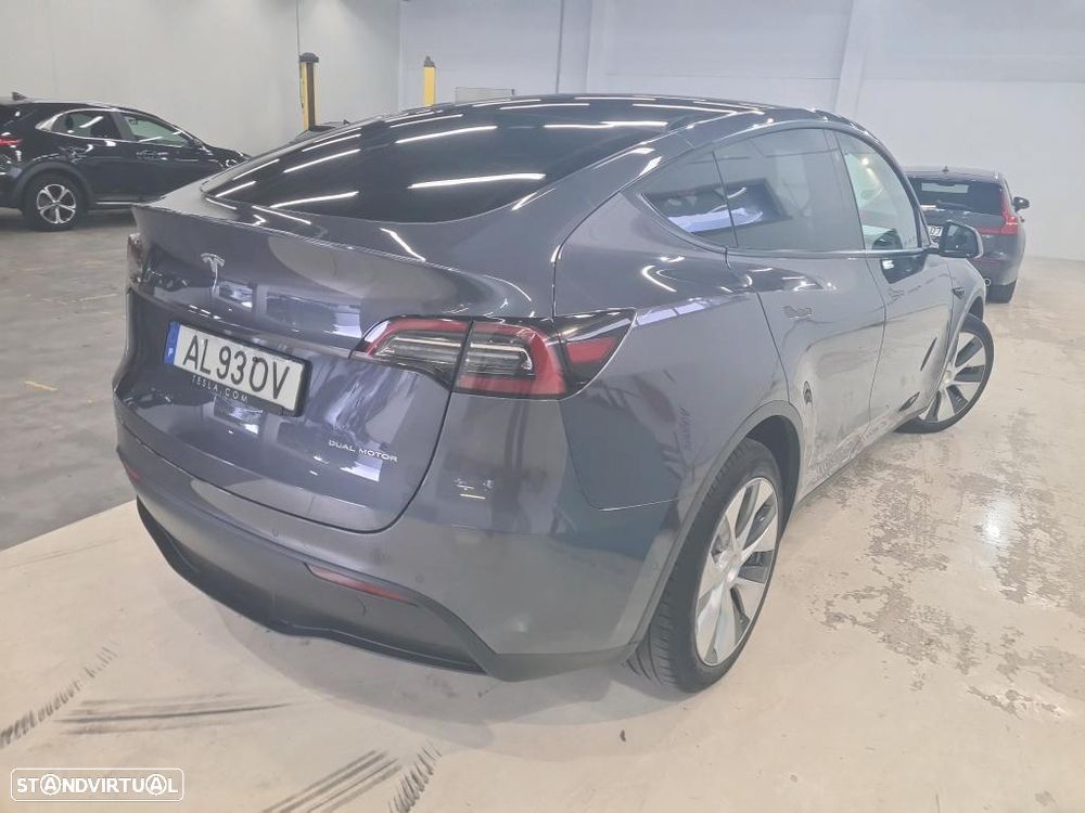 Tesla Model Y Long Range Tração Integral - 3