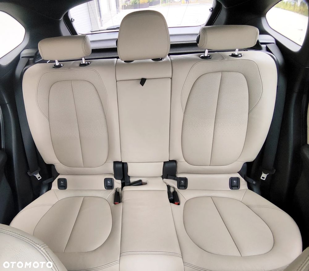 BMW X1 - 12