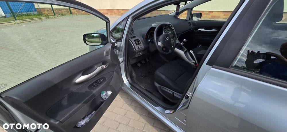 Toyota Auris 1.6 2010 - 4