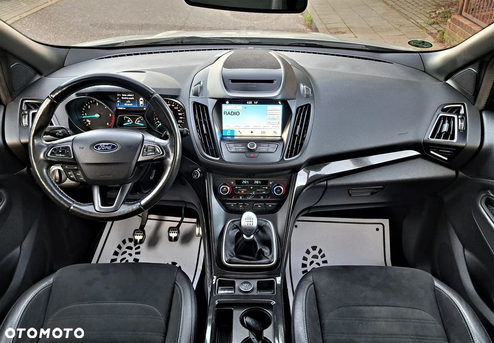 Ford Kuga 2.0 TDCi FWD ST-Line - 36