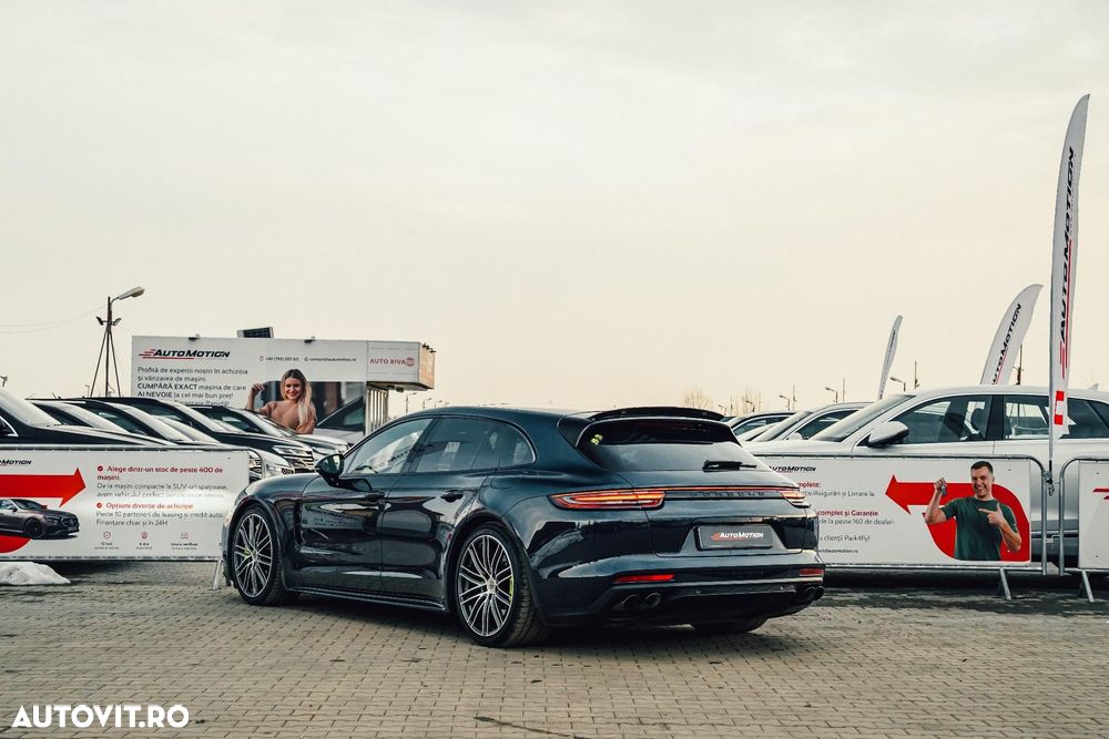 Porsche Panamera - 5