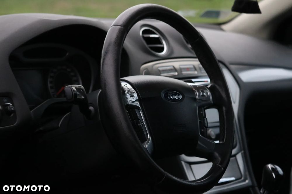 Ford Mondeo 2.0 TDCi Titanium X - 26
