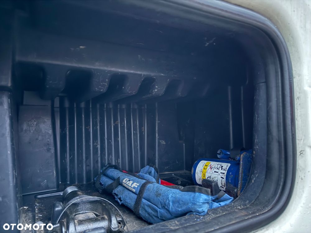 DAF XF 106 480 Super Space Cab - 7