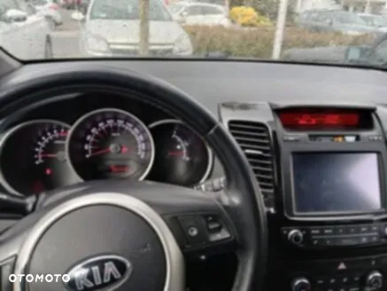 Kia Venga - 4