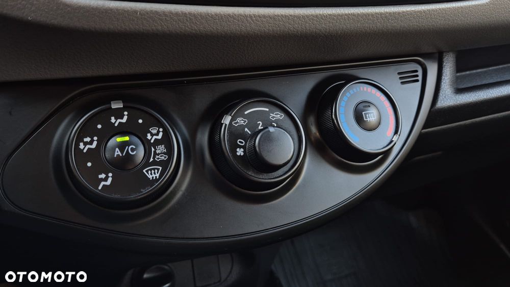 Toyota Yaris 1.5 Active - 27