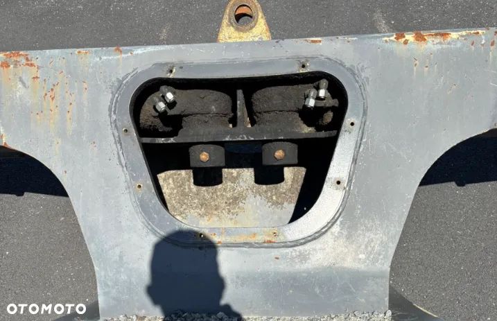 Podpory do koparki Volvo EW 140D Łapy stopy stabilizatory do koparki kołowej Hitachi Doosan EW160 - 4